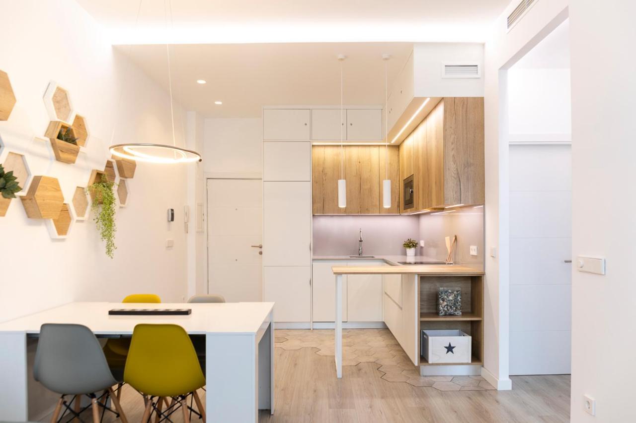 SYLVIA 1M - Precioso apartamento en primera línea de mar - céntrico - playa - wifi Ampuriabrava Exterior foto