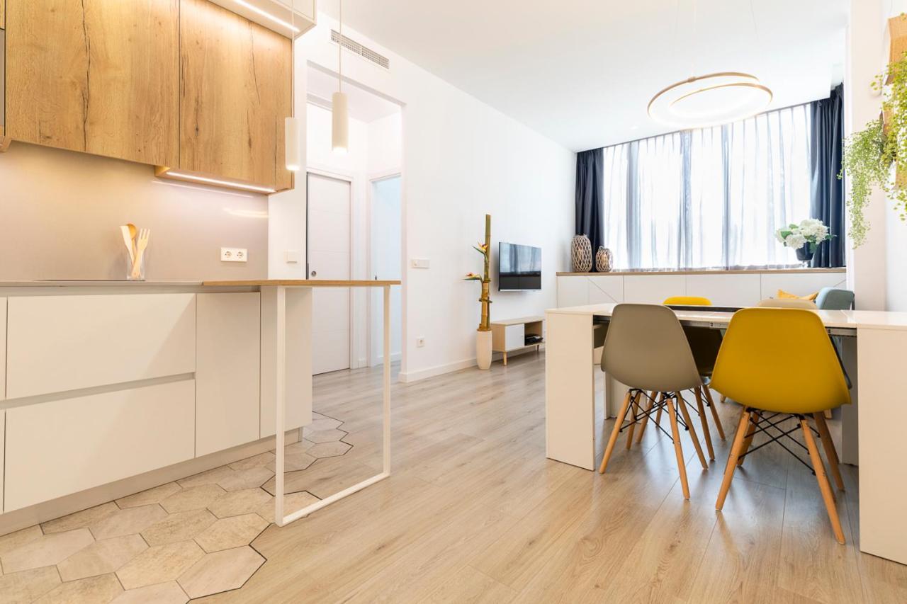 SYLVIA 1M - Precioso apartamento en primera línea de mar - céntrico - playa - wifi Ampuriabrava Exterior foto